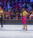 WWE_SmackDown_2021_08_27_720p_WEB_h264-HEEL_mp4_000600499.jpg