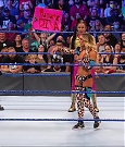 WWE_SmackDown_2021_08_27_720p_WEB_h264-HEEL_mp4_000661994.jpg