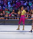 WWE_SmackDown_2021_08_27_720p_WEB_h264-HEEL_mp4_000686936.jpg