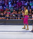 WWE_SmackDown_2021_08_27_720p_WEB_h264-HEEL_mp4_000688871.jpg
