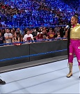 WWE_SmackDown_2021_08_27_720p_WEB_h264-HEEL_mp4_000692158.jpg
