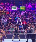 WWE_RAW_27th_June_2022_720p_WEBRip_h264_mp4_007047760.jpg