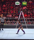 WWE_RAW_27th_June_2022_720p_WEBRip_h264_mp4_007214326.jpg