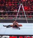 WWE_RAW_27th_June_2022_720p_WEBRip_h264_mp4_007562357.jpg