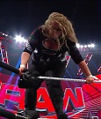 WWE_RAW_27th_June_2022_720p_WEBRip_h264_mp4_007644822.jpg