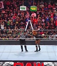 WWE_RAW_27th_June_2022_720p_WEBRip_h264_mp4_007687665.jpg
