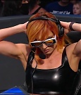 WWE_Friday_Night_Smackdown_1st_July_2022_720p_WEBRip_h264_mp4_003190902.jpg