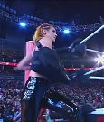 WWE_Monday_Night_Raw_2022_08_01_720p_HDTV_x264-NWCHD_mp4_000094594.jpg