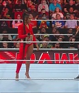 WWE_Monday_Night_Raw_2022_08_01_720p_HDTV_x264-NWCHD_mp4_000536602.jpg