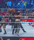 WWE_Friday_Night_SmackDown_2022_11_25_720p_HDTV_x264-NWCHD_mp4_000197697.jpg