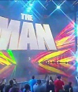 WWE_Monday_Night_Raw_2022_11_28_720p_HDTV_x264-NWCHD_mp4_000149082.jpg