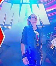WWE_Monday_Night_Raw_2022_11_28_720p_HDTV_x264-NWCHD_mp4_000171104.jpg