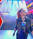 WWE_Monday_Night_Raw_2022_11_28_720p_HDTV_x264-NWCHD_mp4_000173106.jpg