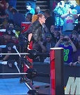 WWE_Monday_Night_Raw_2022_11_28_720p_HDTV_x264-NWCHD_mp4_000202735.jpg