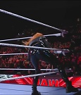WWE_Monday_Night_Raw_2022_11_28_720p_HDTV_x264-NWCHD_mp4_000294427.jpg