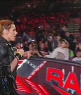 WWE_Monday_Night_Raw_2022_11_28_720p_HDTV_x264-NWCHD_mp4_000300833.jpg