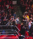 WWE_Monday_Night_Raw_2022_11_28_720p_HDTV_x264-NWCHD_mp4_000319652.jpg