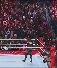 WWE_Monday_Night_Raw_2022_12_05_720p_HDTV_x264-NWCHD_mp4_001726320.jpg