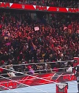 WWE_Monday_Night_Raw_2022_12_05_720p_HDTV_x264-NWCHD_mp4_001729523.jpg