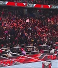 WWE_Monday_Night_Raw_2022_12_05_720p_HDTV_x264-NWCHD_mp4_001729923.jpg
