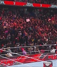 WWE_Monday_Night_Raw_2022_12_05_720p_HDTV_x264-NWCHD_mp4_001730324.jpg