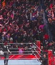 WWE_Monday_Night_Raw_2022_12_05_720p_HDTV_x264-NWCHD_mp4_001735529.jpg