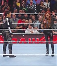 WWE_Monday_Night_Raw_2022_12_05_720p_HDTV_x264-NWCHD_mp4_001783977.jpg