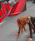 WWE_Monday_Night_Raw_2022_12_05_720p_HDTV_x264-NWCHD_mp4_007503421.jpg