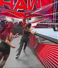 WWE_Monday_Night_Raw_2022_12_05_720p_HDTV_x264-NWCHD_mp4_007515433.jpg