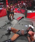 WWE_Monday_Night_Raw_2022_12_05_720p_HDTV_x264-NWCHD_mp4_007571889.jpg