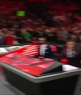 WWE_Monday_Night_Raw_2022_12_12_720p_HDTV_x264-NWCHD_mp4_000212579.jpg