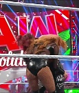 WWE_Monday_Night_Raw_2022_12_19_720p_HDTV_x264-NWCHD_mp4_006029928.jpg