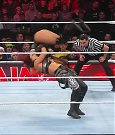 WWE_Monday_Night_Raw_2022_12_19_720p_HDTV_x264-NWCHD_mp4_006031530.jpg