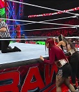 WWE_Monday_Night_Raw_2022_12_19_720p_HDTV_x264-NWCHD_mp4_006036335.jpg