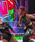 WWE_Monday_Night_Raw_2022_12_19_720p_HDTV_x264-NWCHD_mp4_006053952.jpg