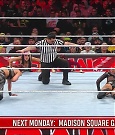 WWE_Monday_Night_Raw_2022_12_19_720p_HDTV_x264-NWCHD_mp4_006080379.jpg