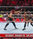 WWE_Monday_Night_Raw_2022_12_19_720p_HDTV_x264-NWCHD_mp4_006084383.jpg