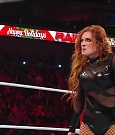 WWE_Monday_Night_Raw_2022_12_19_720p_HDTV_x264-NWCHD_mp4_006121453~0.jpg