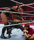 WWE_Monday_Night_Raw_2022_12_19_720p_HDTV_x264-NWCHD_mp4_006410142.jpg
