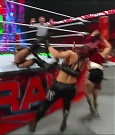 WWE_Monday_Night_Raw_2022_12_19_720p_HDTV_x264-NWCHD_mp4_006416148.jpg