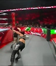 WWE_Monday_Night_Raw_2022_12_19_720p_HDTV_x264-NWCHD_mp4_006416548.jpg