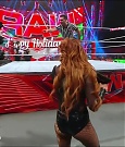 WWE_Monday_Night_Raw_2022_12_19_720p_HDTV_x264-NWCHD_mp4_006425757.jpg