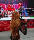 WWE_Monday_Night_Raw_2022_12_19_720p_HDTV_x264-NWCHD_mp4_006426958.jpg