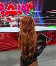 WWE_Monday_Night_Raw_2022_12_19_720p_HDTV_x264-NWCHD_mp4_006429761.jpg