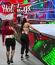 WWE_Monday_Night_Raw_2022_12_19_720p_HDTV_x264-NWCHD_mp4_006444976.jpg