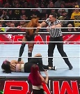 WWE_Monday_Night_Raw_2022_12_19_720p_HDTV_x264-NWCHD_mp4_006451383.jpg