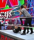 WWE_Monday_Night_Raw_2022_12_19_720p_HDTV_x264-NWCHD_mp4_006452984.jpg