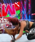 WWE_Monday_Night_Raw_2022_12_19_720p_HDTV_x264-NWCHD_mp4_006464596.jpg