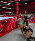 WWE_Monday_Night_Raw_2023_01_02_720p_HDTV_x264-NWCHD_mp4_005119986.jpg