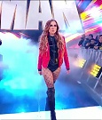 WWE_Monday_Night_Raw_2023_02_13_720p_HDTV_x264-NWCHD_mp4_007086551.jpg